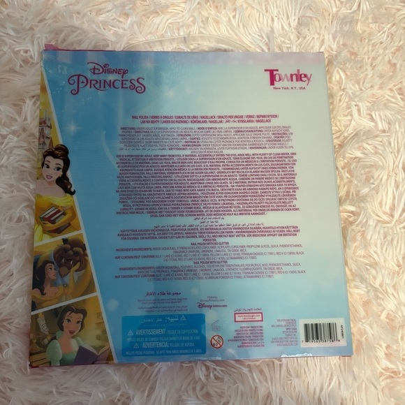 Disney Princess Nail Polish Set 18-Piece NEW Kid Belle Rapunzel Tiana Cinderella - Picture 2 of 2